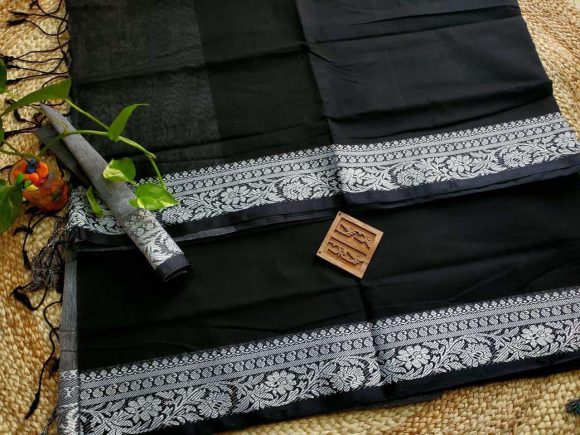Aarong Cotton Sari - Image 3